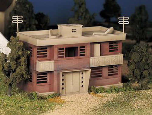 Bachmann 45980 O Plasticville Apartment Building Kit