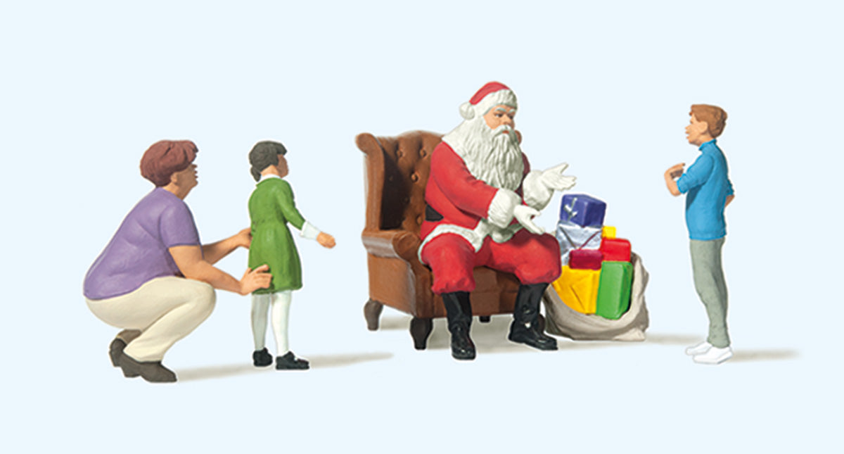 Preiser 10763 HO Mother, Children & Santa Sitting in Chair Figures (Set of 4)