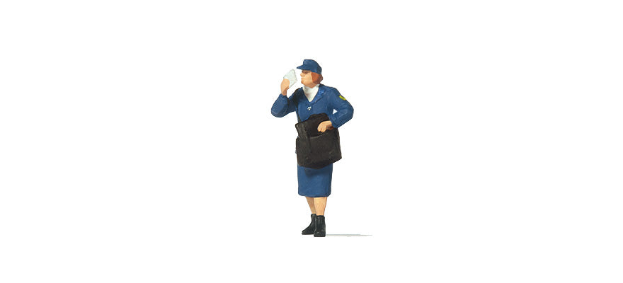 Preiser 28243 HO Standing Postwoman Figure