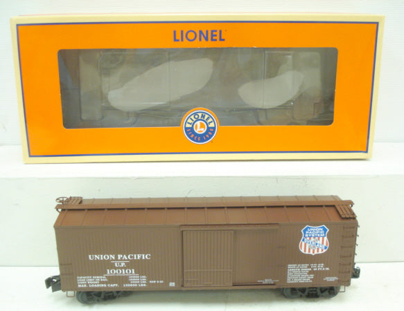 Lionel 6-27232 Union Pacific U.S.R.A Double-Sheathed Boxcar