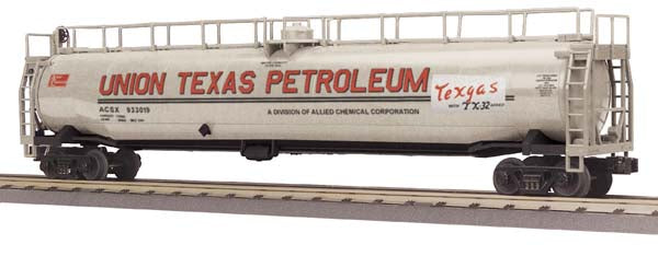 MTH 30-73306 Union Texas Petroleum 33,000 Gallon Tank Car