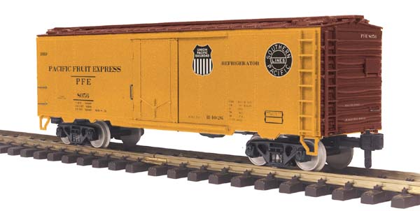 MTH 70-78034 G Scale Pacific Fruit Express 40' Reefer Car #8056/8079