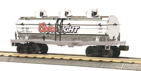 MTH 30-73308 O Gauge Coors Light 3-Dome Tank Car