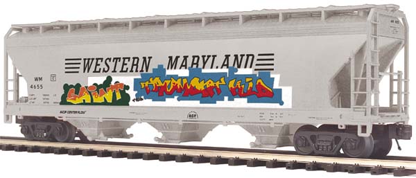 MTH 20-97700 WM 3-Bay Centerflow Hopper w/Grafitti
