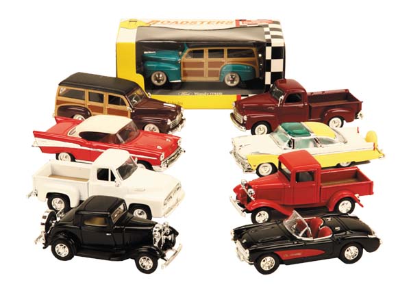 MTH 30-50044 O Roadster Hardtops Vehicle Set (Set of 32)