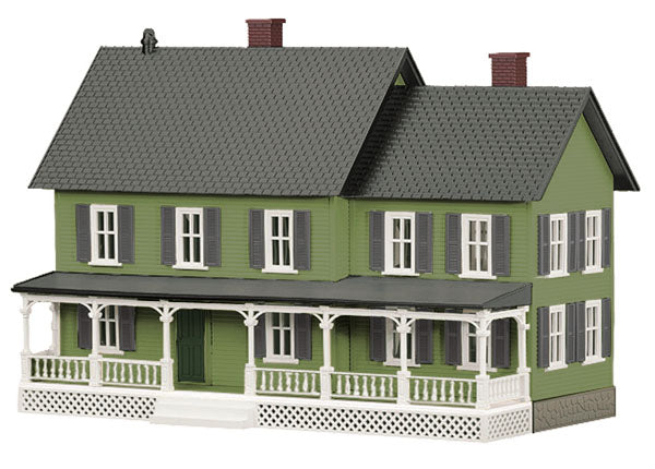 MTH 30-90185 O 2-Story Green Country House with White Shutters