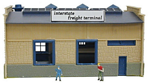 Model Power 2583 CF Truck Depot