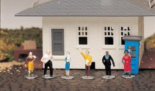 Bachmann 42332 HO Standing People Hand Decorated Figures (Set of 6)