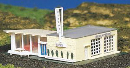 Bachmann 45903 N New Car Showroom w/Automobile