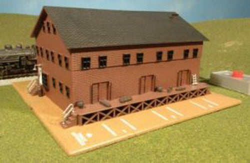 Bachmann 46902 N Freight Station w/Whistle Assembled