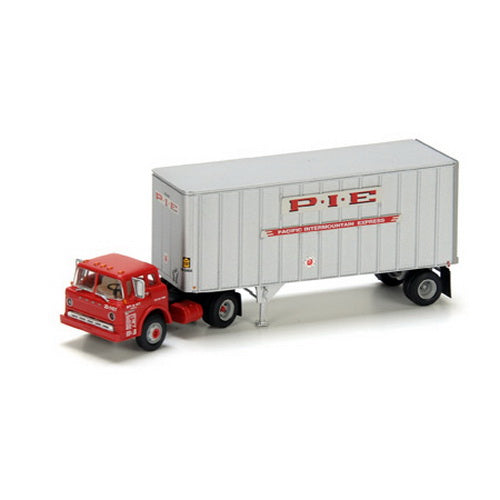 Athearn 90983 HO PIE Ford C w/28' Ribbed Trailer RTR