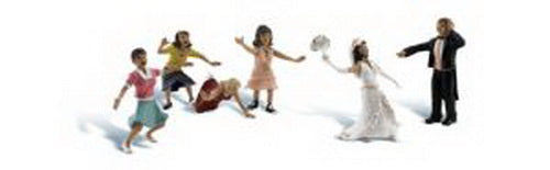 Woodland Scenics A1932 HO Wedding Bouquet Toss Figures (Set of 6)
