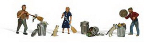 Woodland Scenics A2158 N People and Pesky Raccoons Figures (Set of 6)