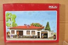 Pola 525 HO Bungalow with Garage Building Kit