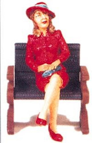 Aristo-Craft ART60092 Seated Maryann w/Hat