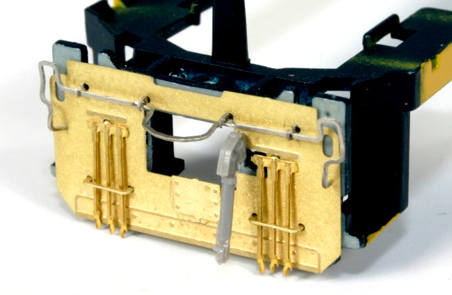 BLMA Models 105 EMD Pilot Face Layover