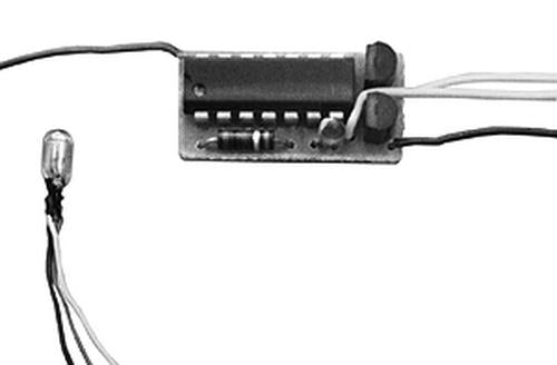 Circuitron 800-1500 HO Mars Light Flasher