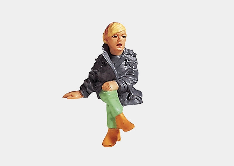 Marklin 687350 Mother Sitting