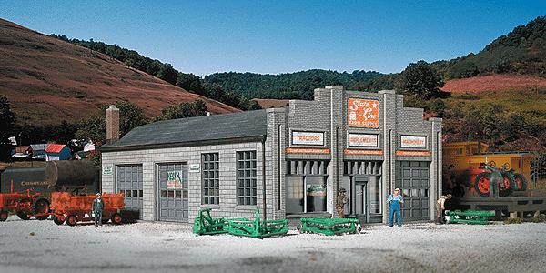 Walthers 933-2912 HO State Line Farm Supply Building Kit