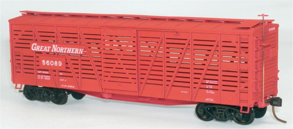 Accurail 8017 HO Great Northern 40' Wood Stock Car Kit (Set of 3)