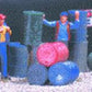 Walthers 3100 HO Oil Drum/Figure Set Kit