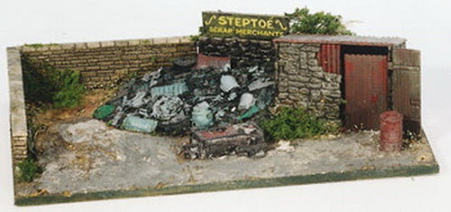 Wills Kits SS40 HO SCRPYD, BLDG, SCRAP