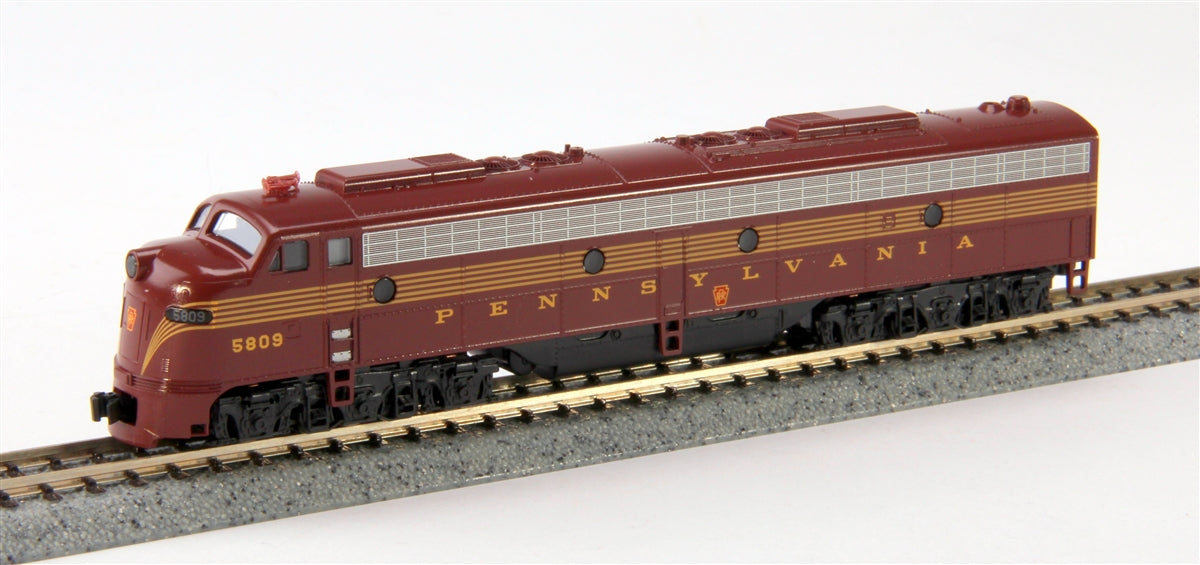 Kato 176-5312 N Pennsylvania E8A Diesel Locomotive #5809