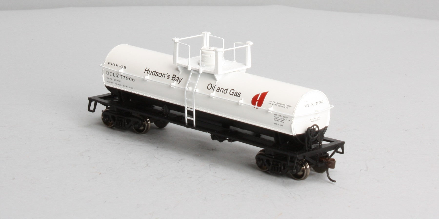 Athearn 72917 HO Scale Hudson Bay Oil & Gas Chemical Tank Car