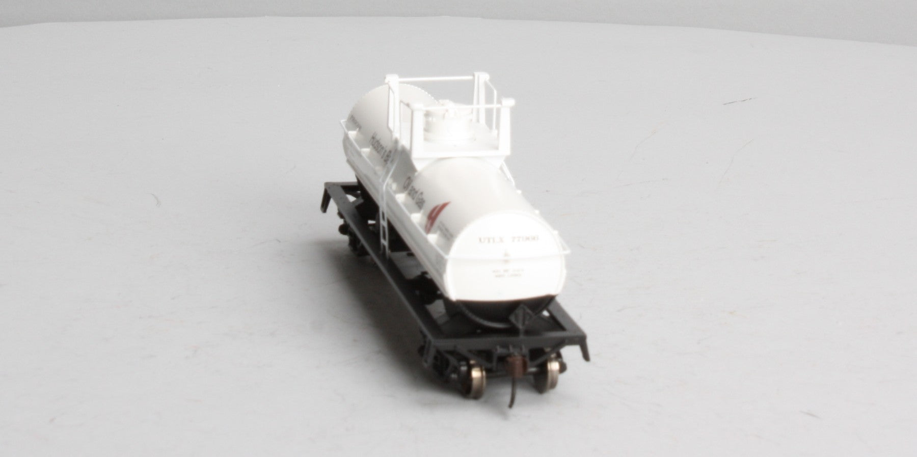 Athearn 72917 HO Scale Hudson Bay Oil & Gas Chemical Tank Car