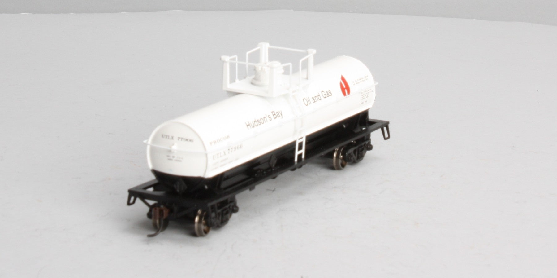 Athearn 72917 HO Scale Hudson Bay Oil & Gas Chemical Tank Car