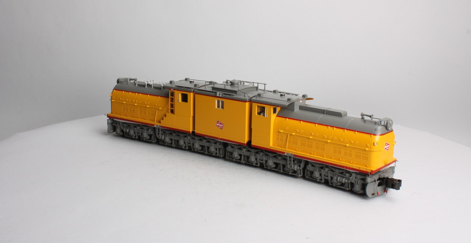 Lionel 6-18389 O Milwaukee Road Bipolar Electric Locomotive #E-1