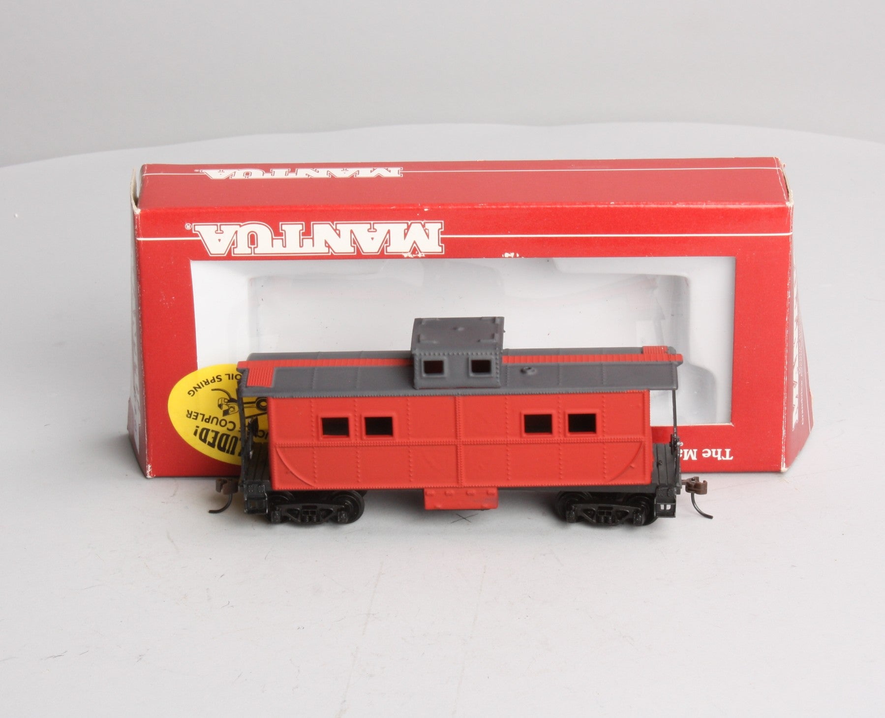 Mantua 726002 36' Steel Caboose ATSF Repainted