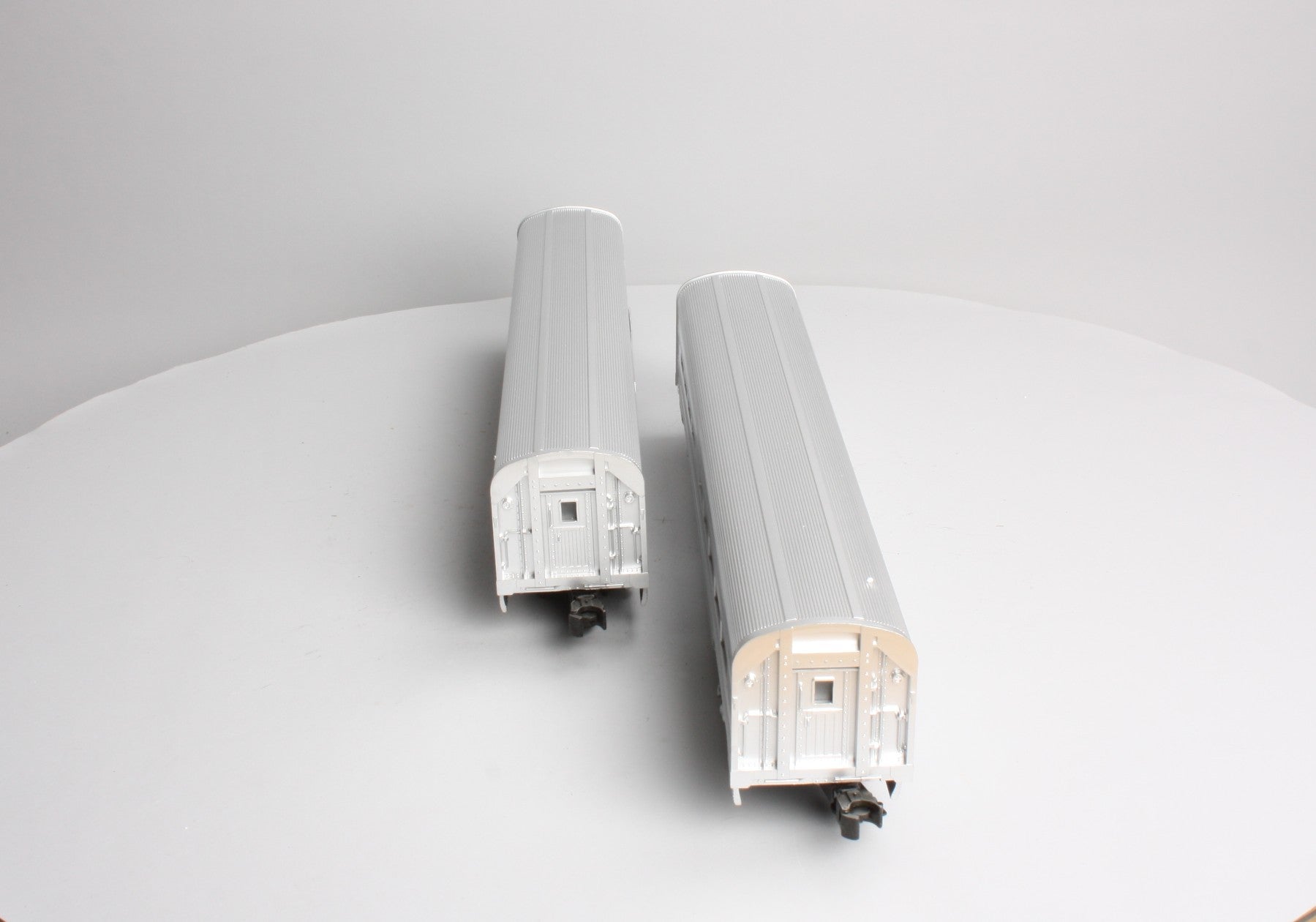 Williams 43002 O Gauge Burlington 60 Ft. Streamline Passenger Car 2-Pack