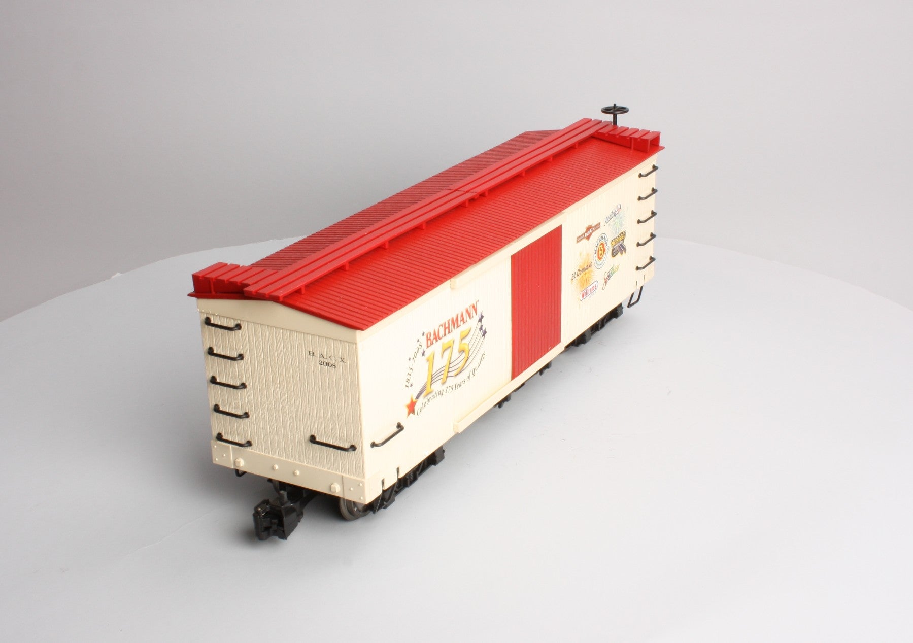 Bachmann 93374 Bachmann Anniversary Box Car w/Metal Wheels