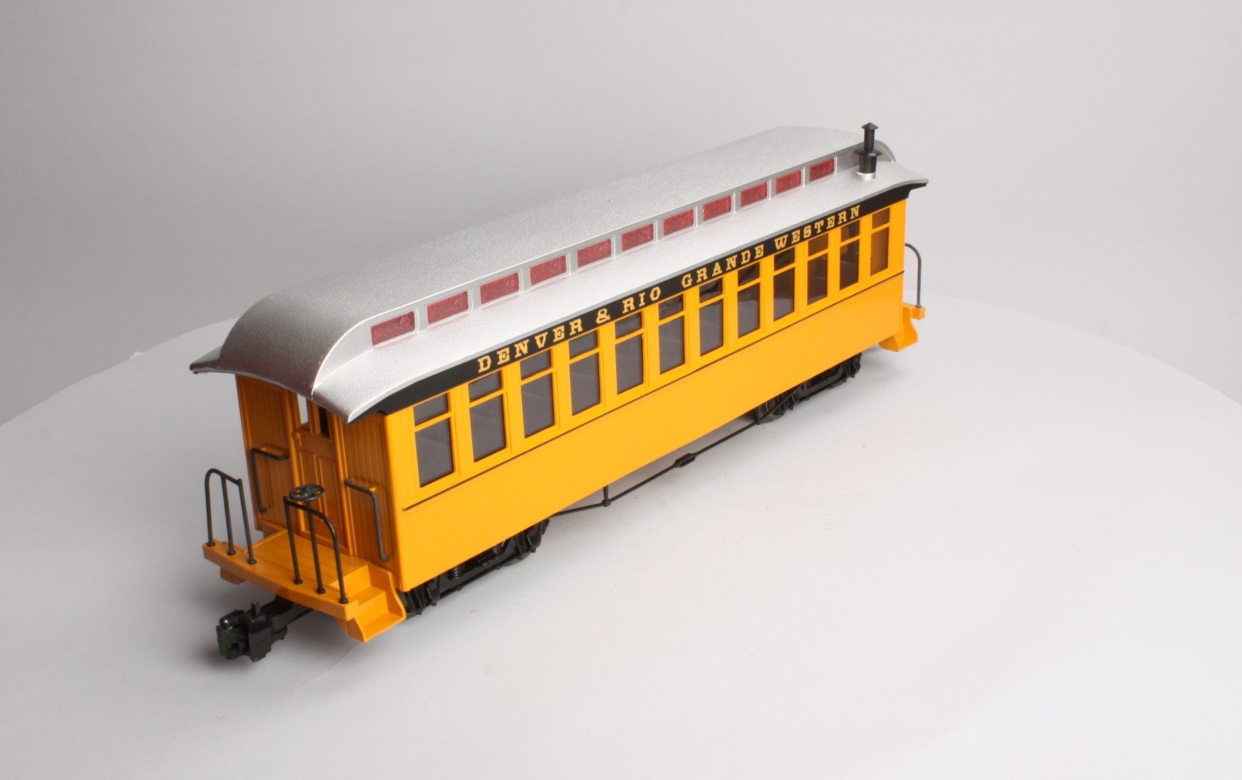 Bachmann 89791 G Scale Denver & Rio Grande Western Coach (Metal Wheels)