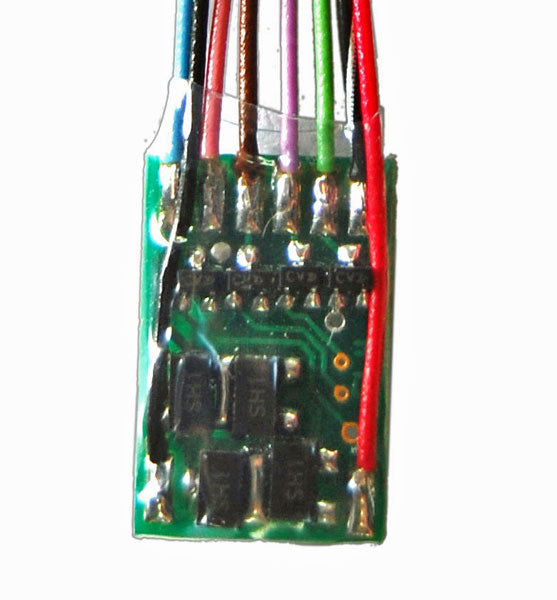 Train Control Systems 1004 Micro Size 4-Function Decoder