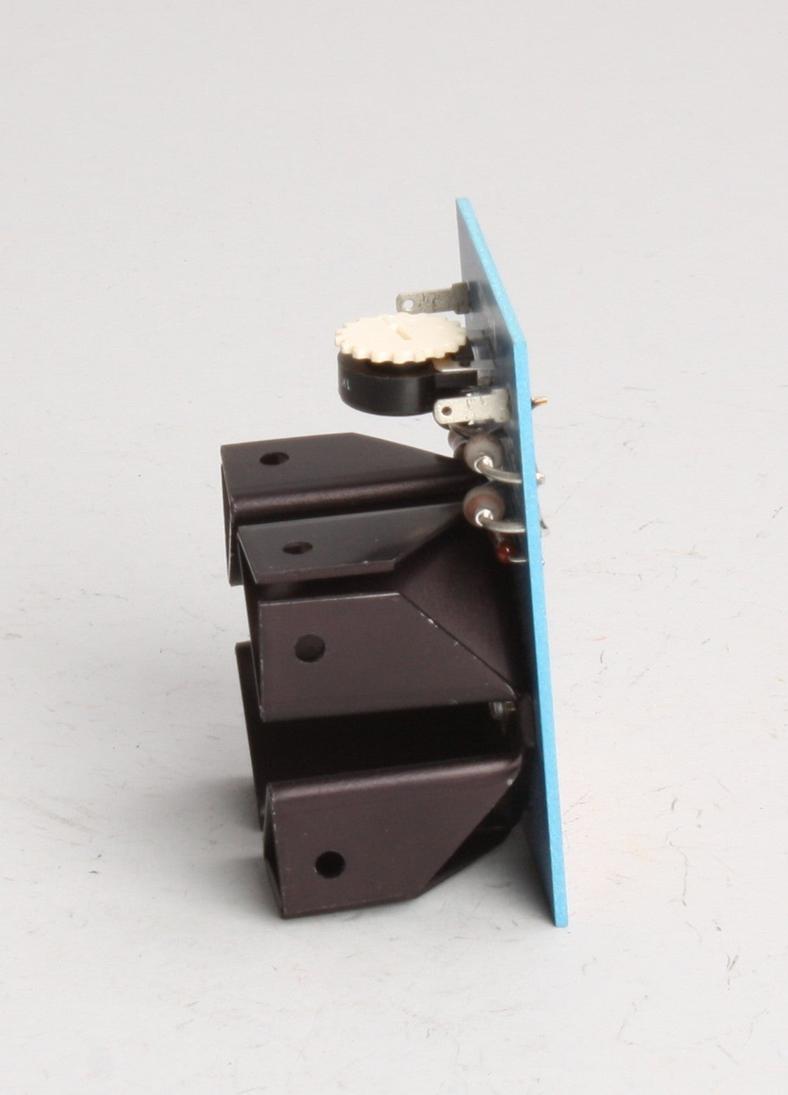 Circuitron 5601 Automatic Slow Down Circuit