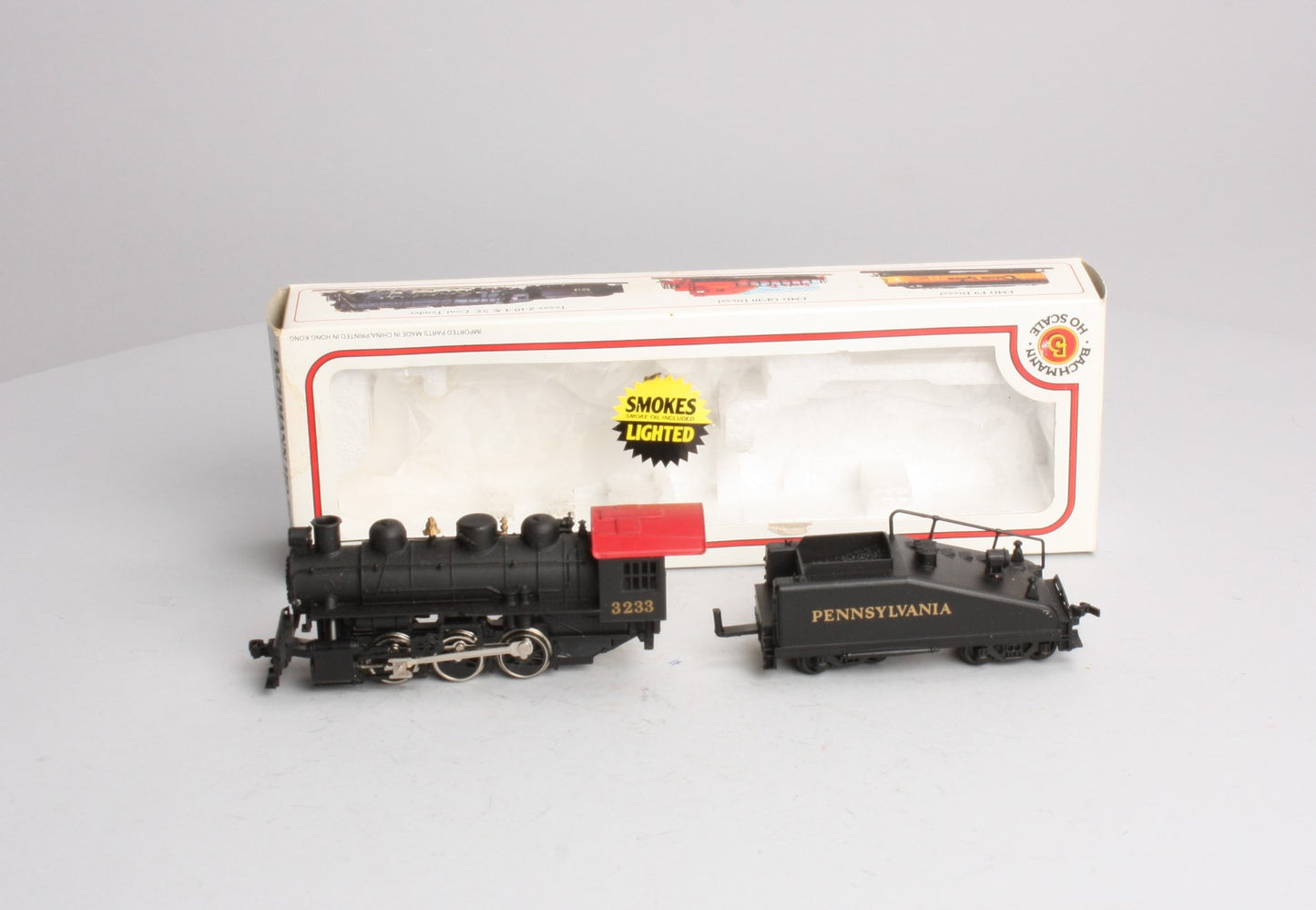 Bachmann 50614 HO Pennsylvania USRA 0-6-0 w/Slope-Back Tender & Smoke #3233