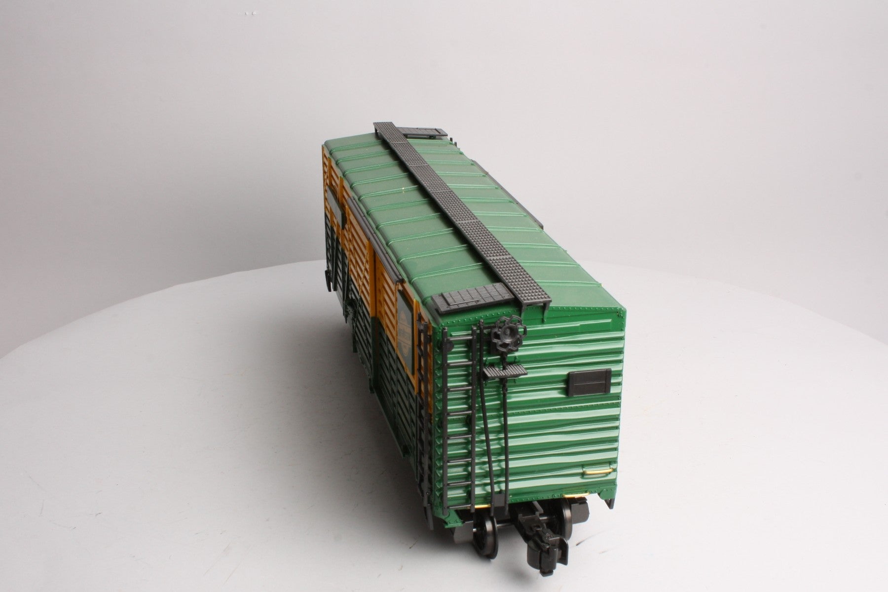 Aristo-Craft 46102 G Scale Chicago and Northwestern Cattle Car