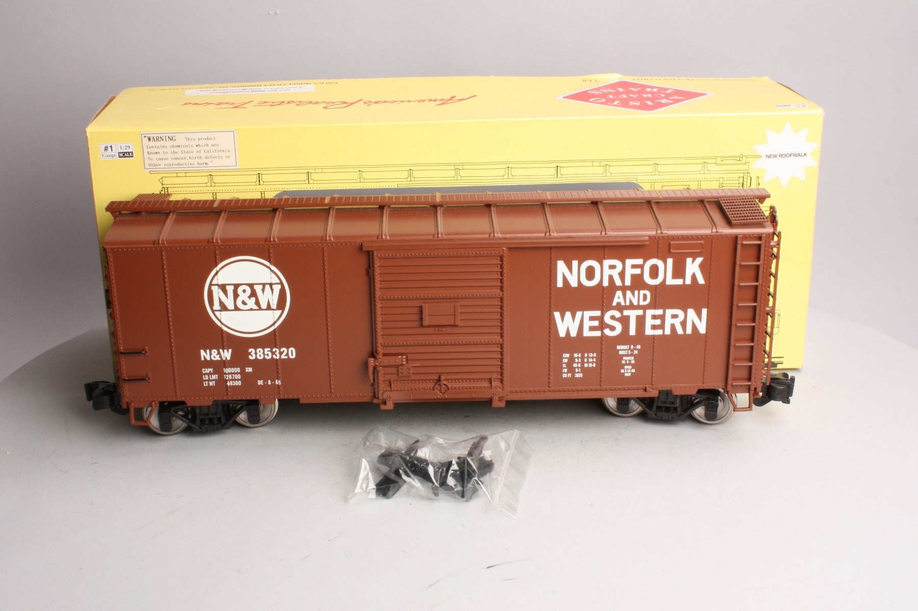 Aristo-Craft 46078 N&W 40' Steel Boxcar #385320
