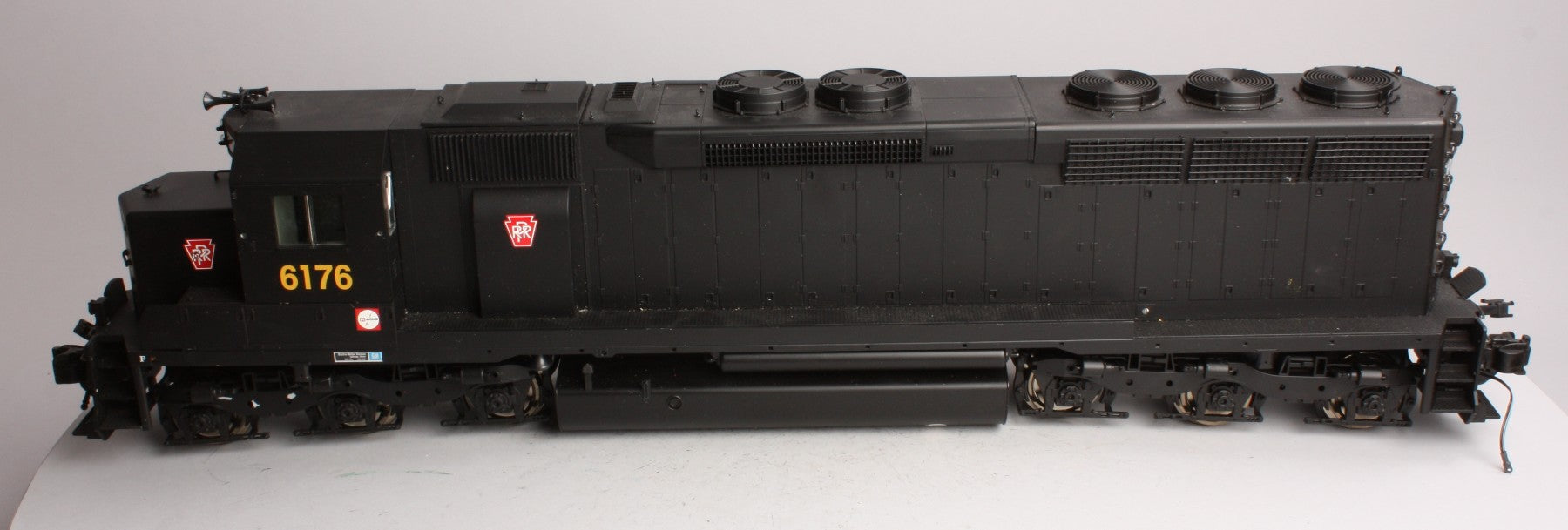 Aristo-Craft 22409 G Scale Pennsylvania SD-45 Diesel Engine w/Smoke & Lights