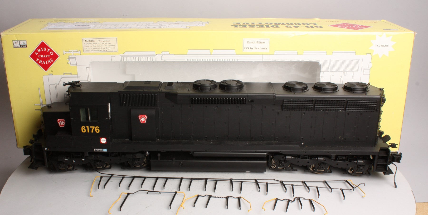 Aristo-Craft 22409 G Scale Pennsylvania SD-45 Diesel Engine w/Smoke & Lights