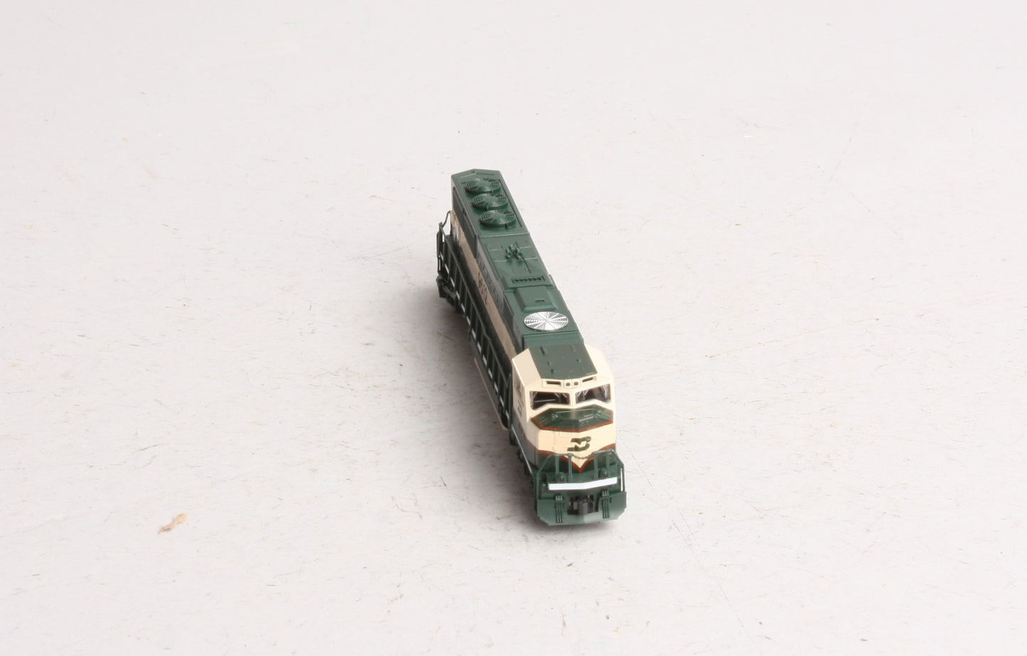 Kato 176-6505 N Scale Burlington Northern SD70MAC Diesel Locomotive #9612