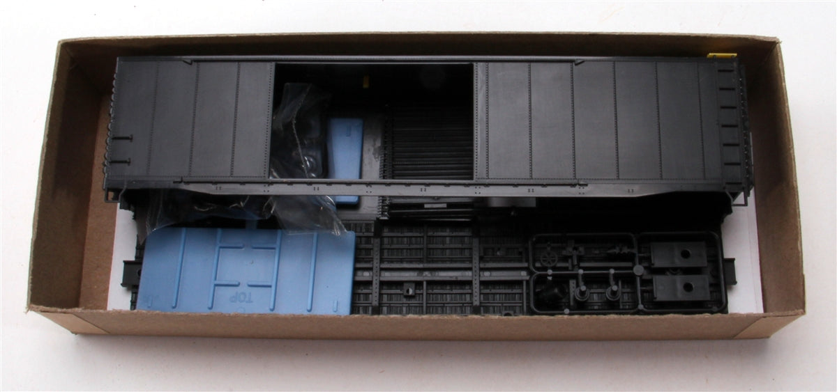 Accurail 5200 50' stl dbl dr box undec
