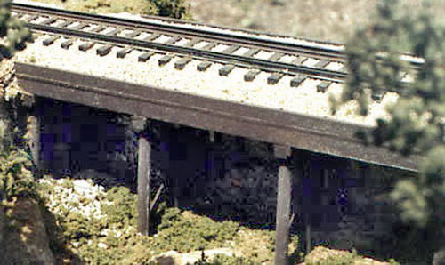 B.T.S. 27103 HO Atlantic Coast Line 50' Ballast Deck Trestle