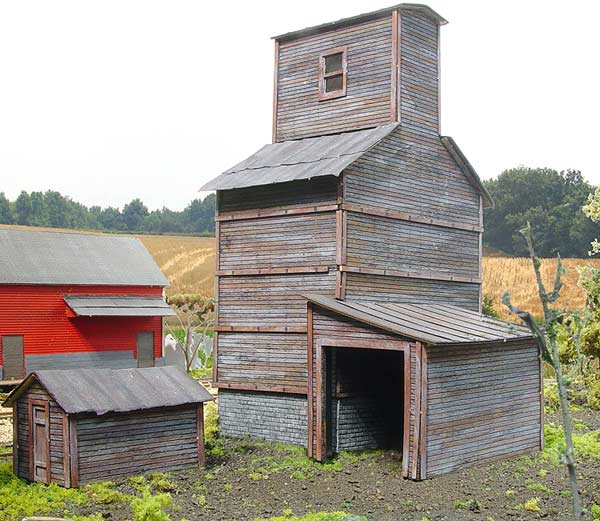 Branchline 689 Grain Elevator