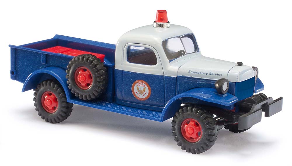 Busch 44015 High Voltage Technician 1945 Dodge Power Wagon Truck