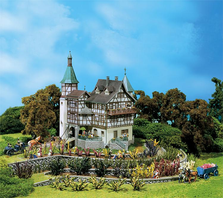 Faller 130385 HO Hunter's Lodge "Falkeneck" Kit