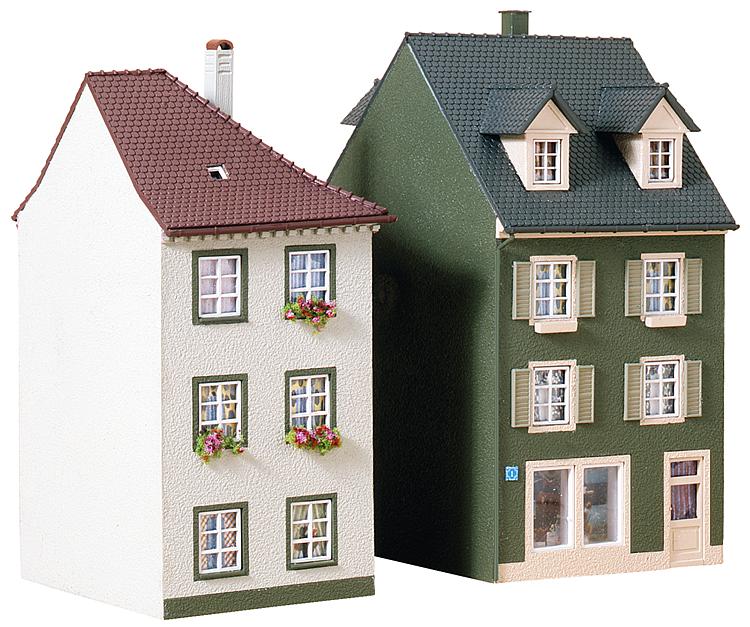 Faller 130414 2-Flats w/lower shops Building Kit