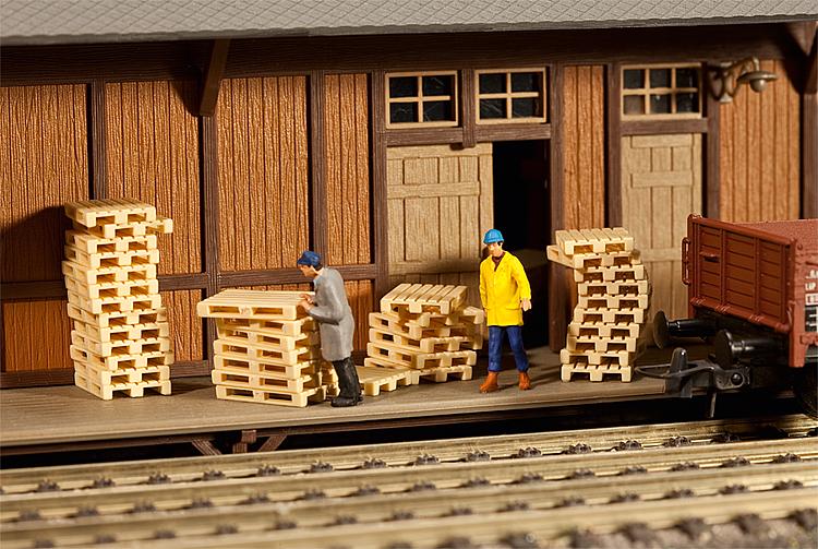 Faller 180612 HO Wood Pallets pkg(60)